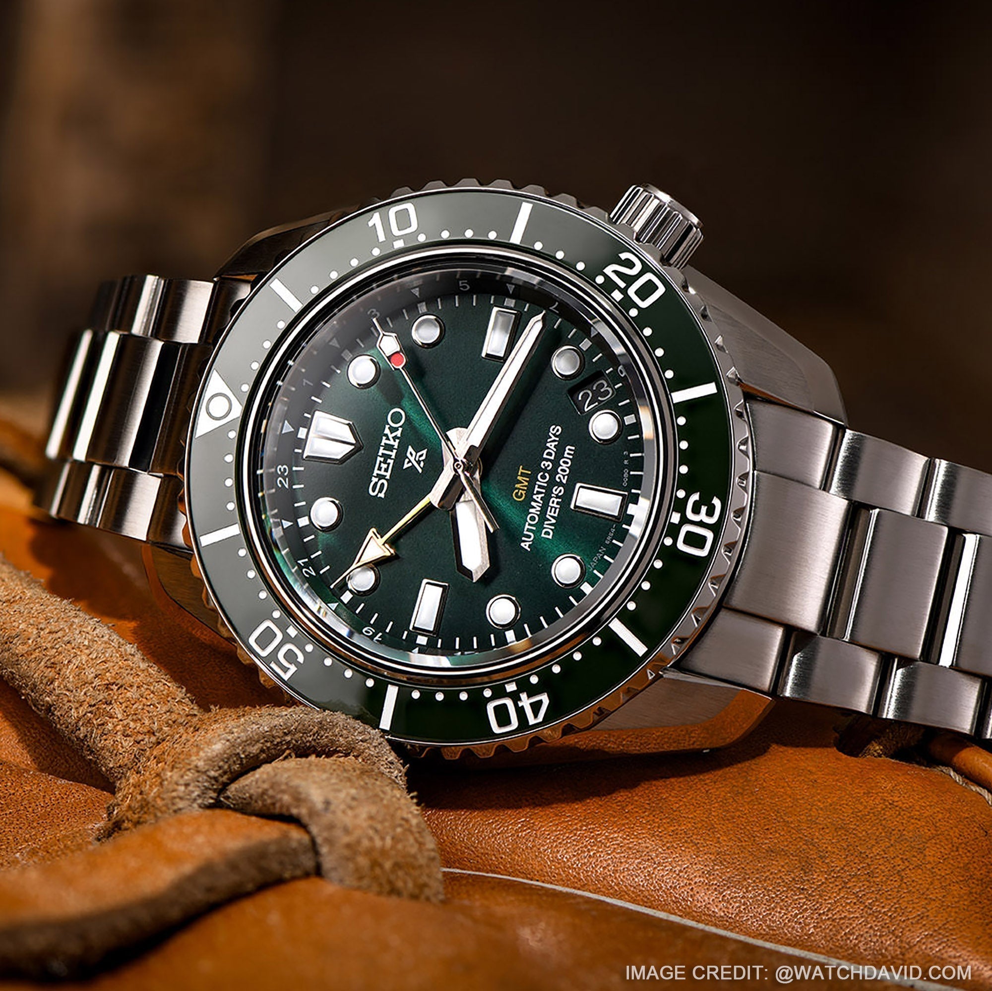 Seiko Prospex SPB383 GMT dive watches