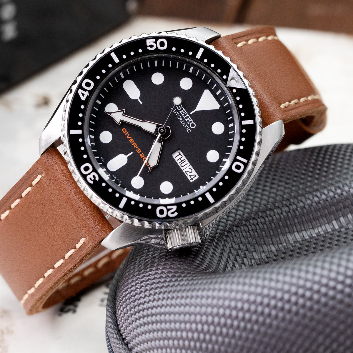 22mm Chestnut Brown Straight Leather Watch Band, Brushed Buckle