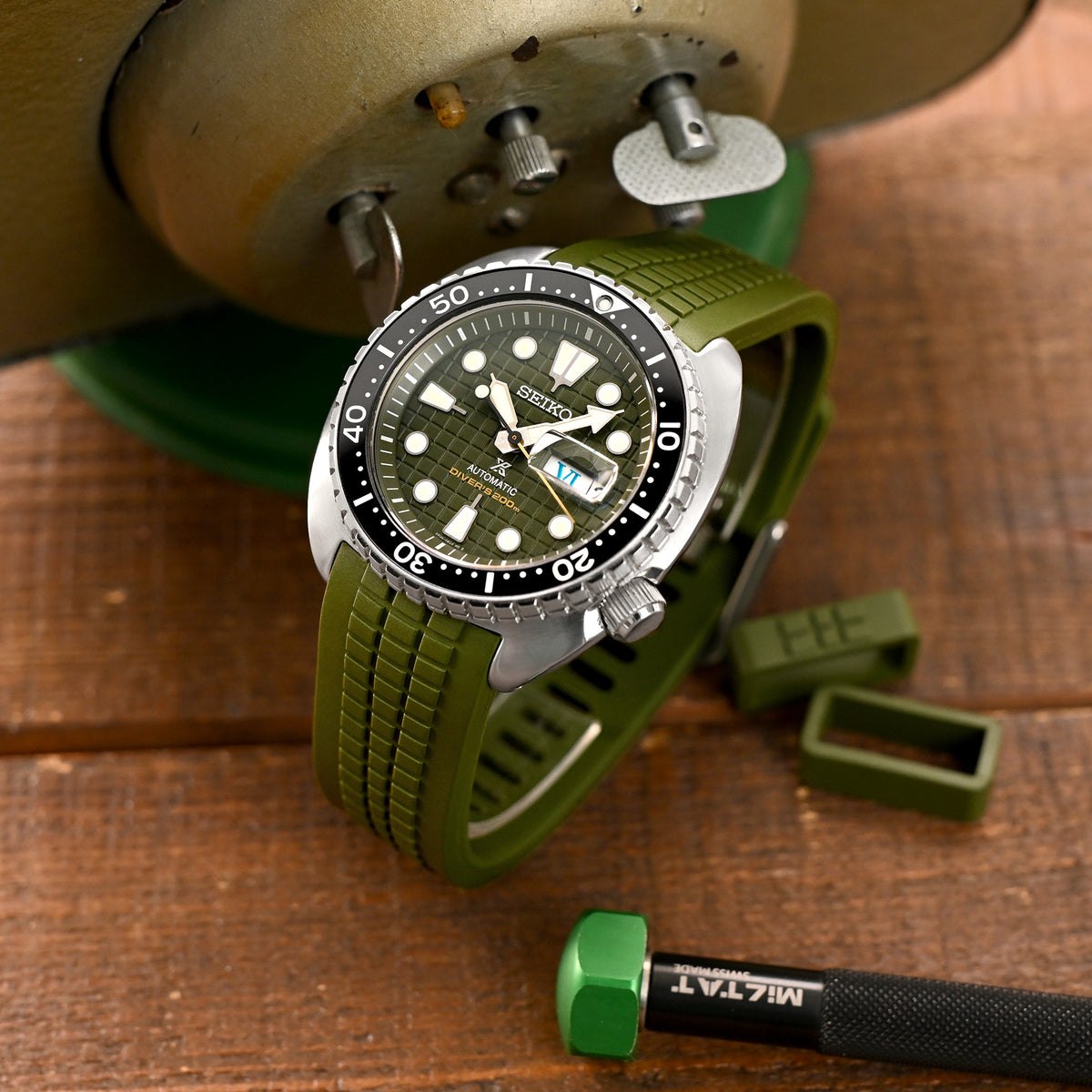22mm Crafter Blue - CB12 Green Rubber Curved Lug Watch Strap compatible with Seiko new Turtles SRP777