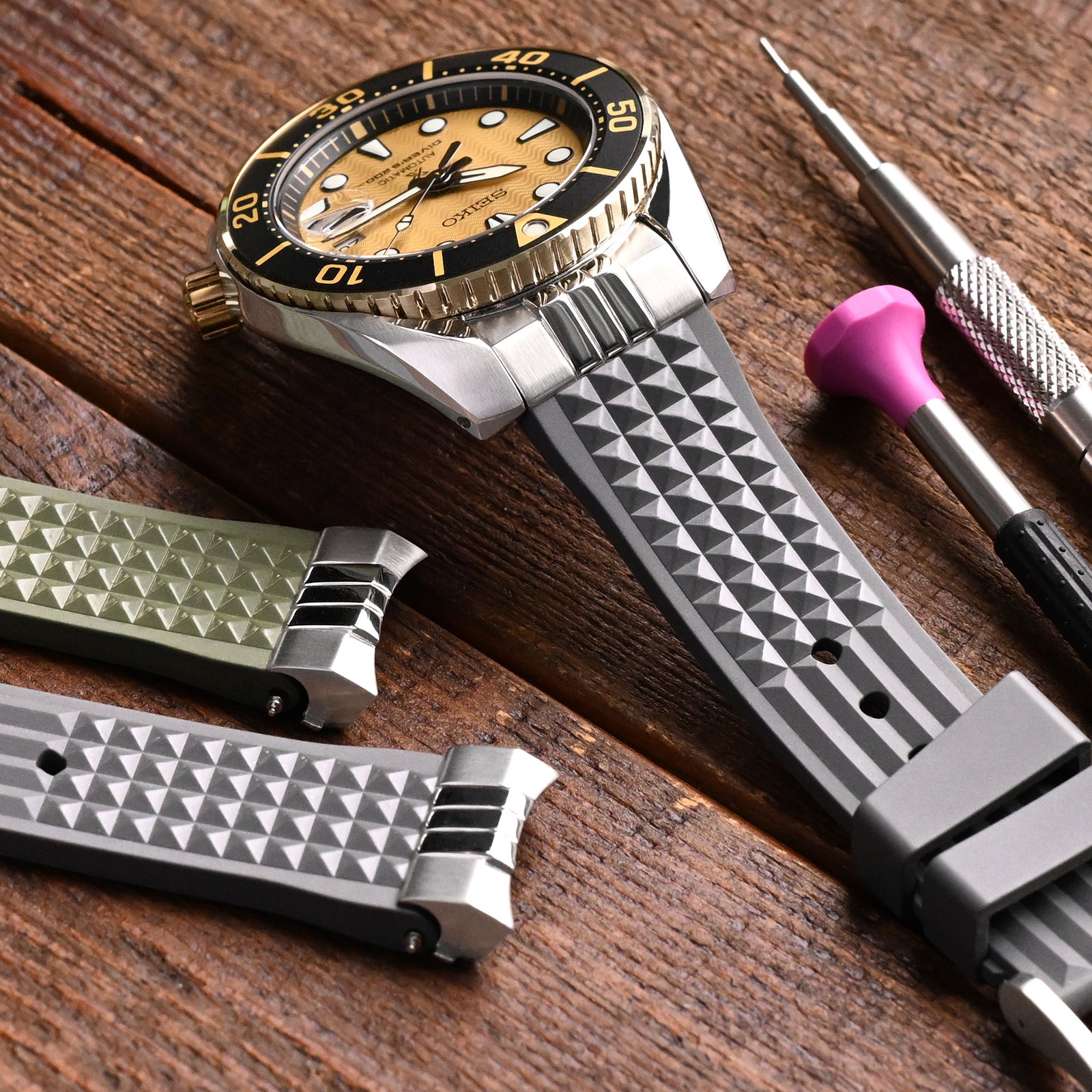 Chaffle Waffle FKM Rubber Strap with Curved End Links for Seiko Sumo