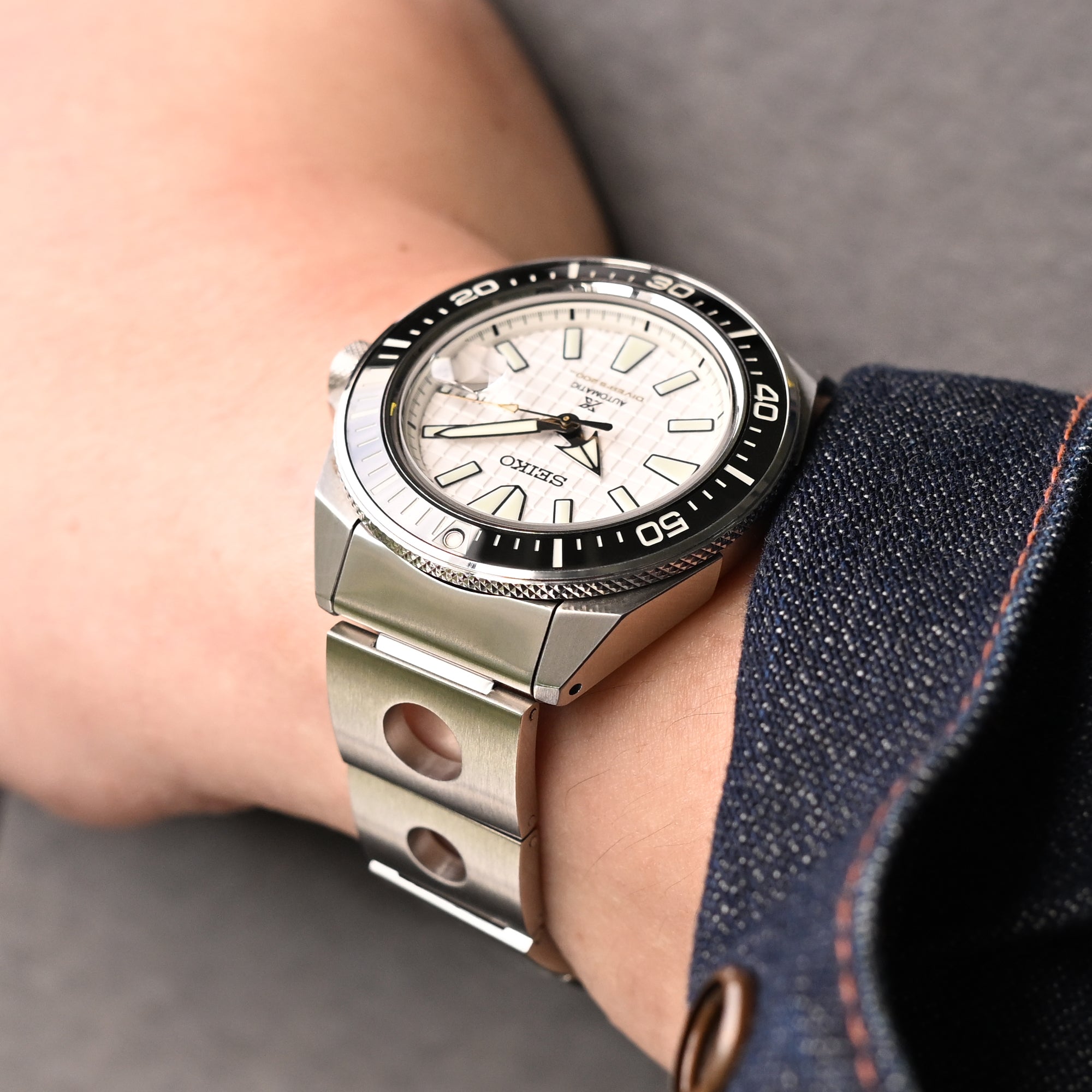 22mm Rollball Watch Band for Seiko King Samurai SRPE33 SRPE37 SRPF79, Stainless Steel - Brushed, V Diver Clasp