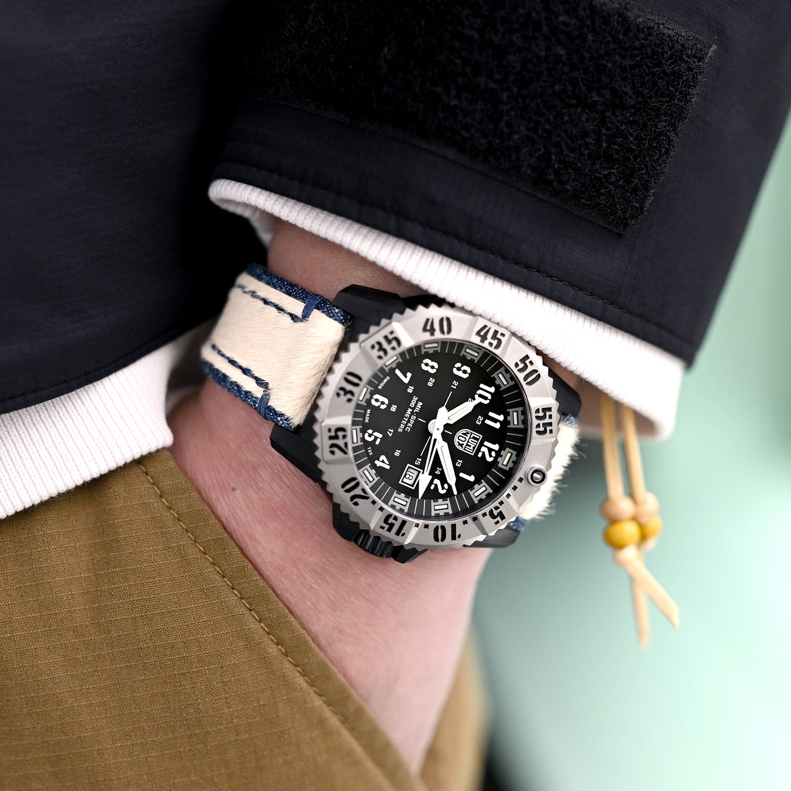 24mm MiLTAT Zizz Collection Beige Fur & Calf Watch Strap Blue Wax Hand Stitching Strapcode Watch Bands