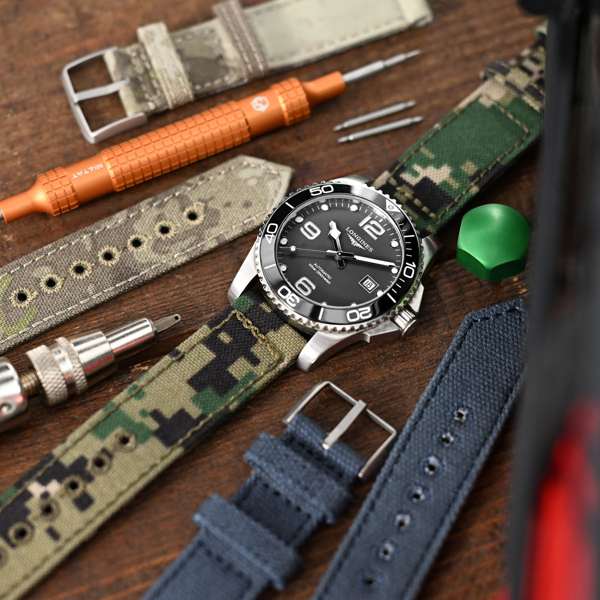 20mm, 21mm or 22mm MiLTAT WW2 2-piece Woodland Camo Cordu-1000D Armband with lockstitch round hole, PVD Black