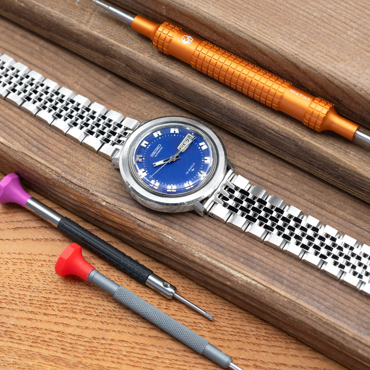 Asteroid Stainless Steel Quick Release Bracelet in 19mm 20mm Straight End