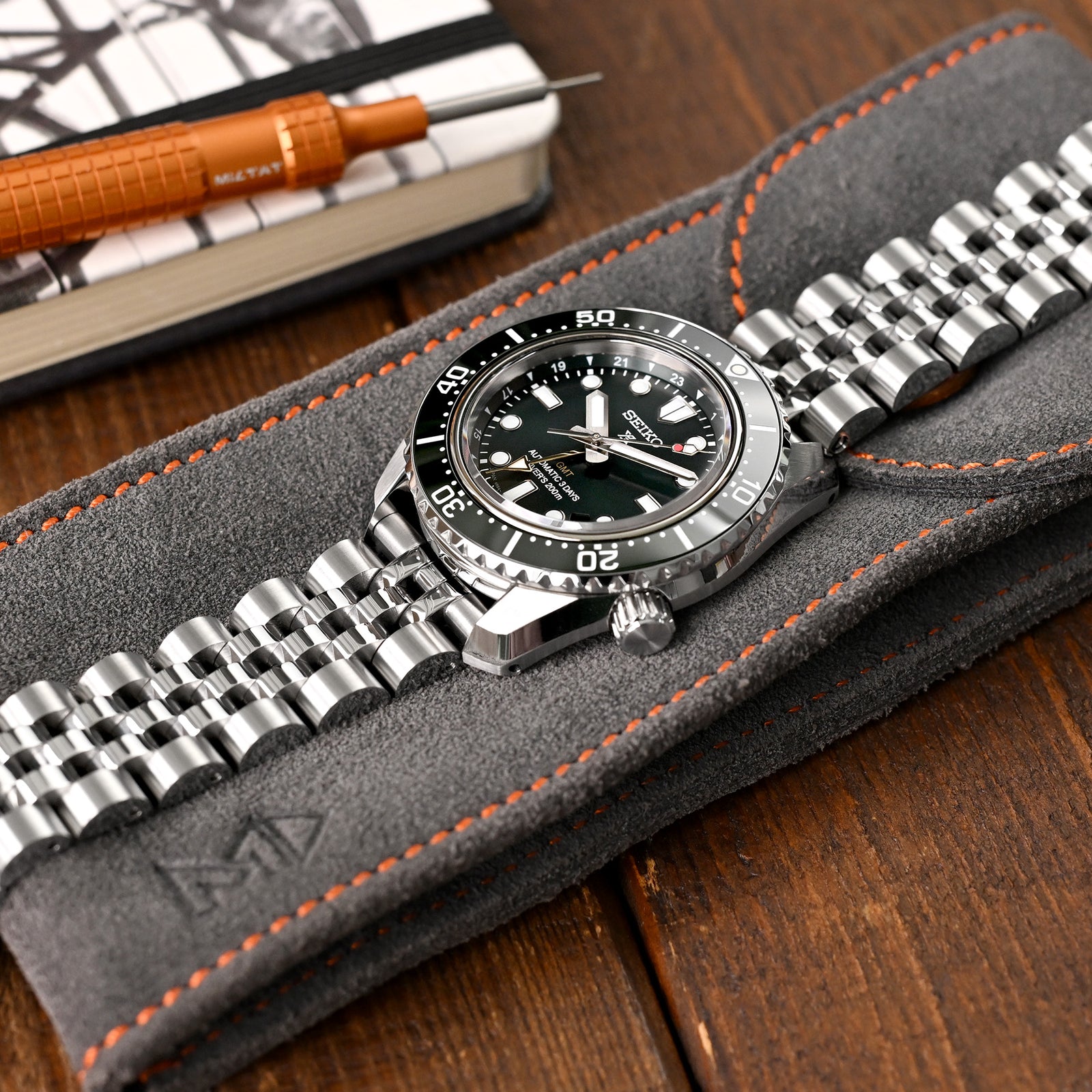 Angus-J Louis 20mm Stainless Steel Straight End Bracelet