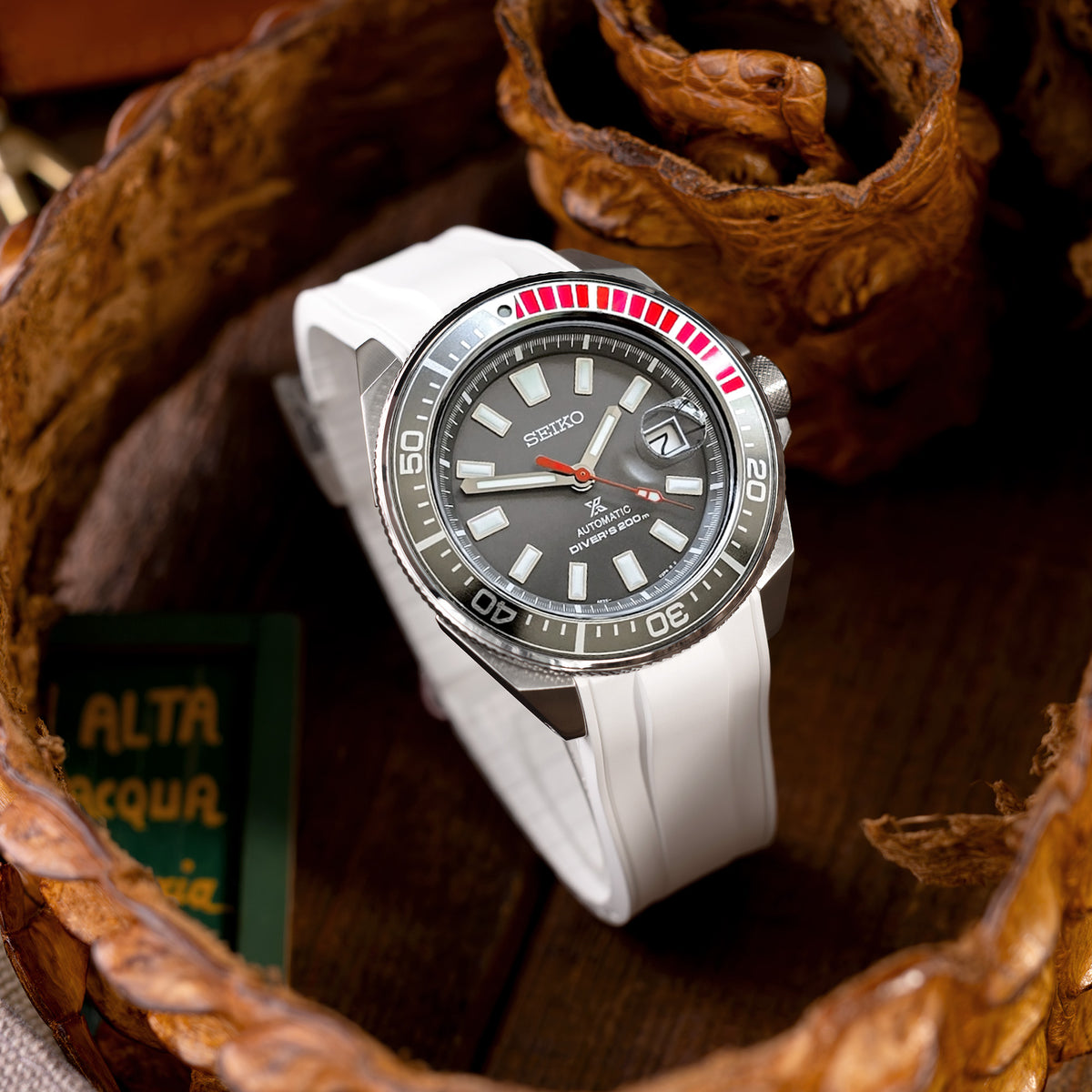 StrapXPro - سير مطاطي SRX1A مقاوم للحرارة لساعات سيكو ساموراي، كينج ساموراي، أبيض