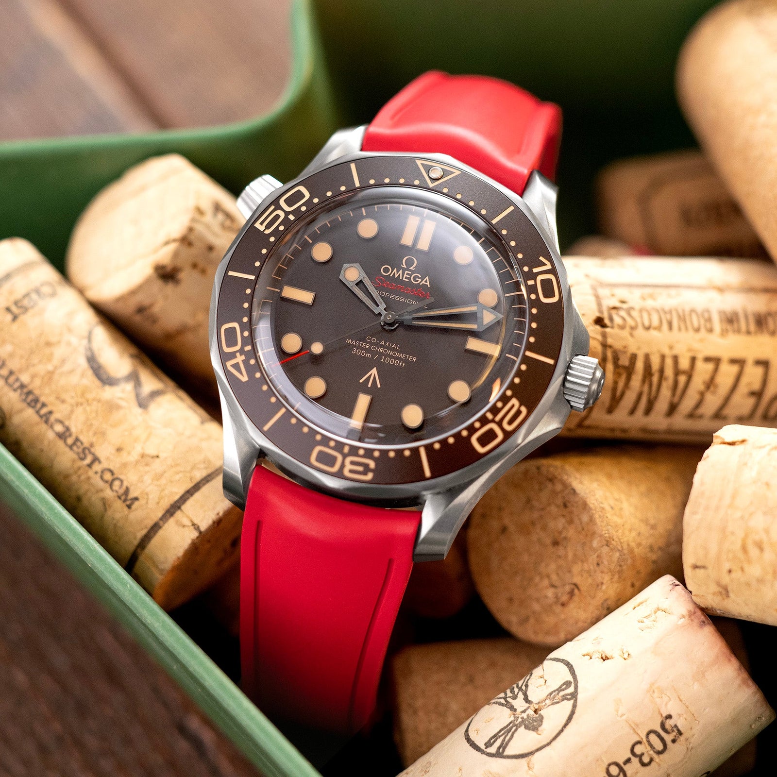 20mm or 22mm FKM34 Red Rubber Quick Release Watch Band, Deployment Clasp Strapcode watch band