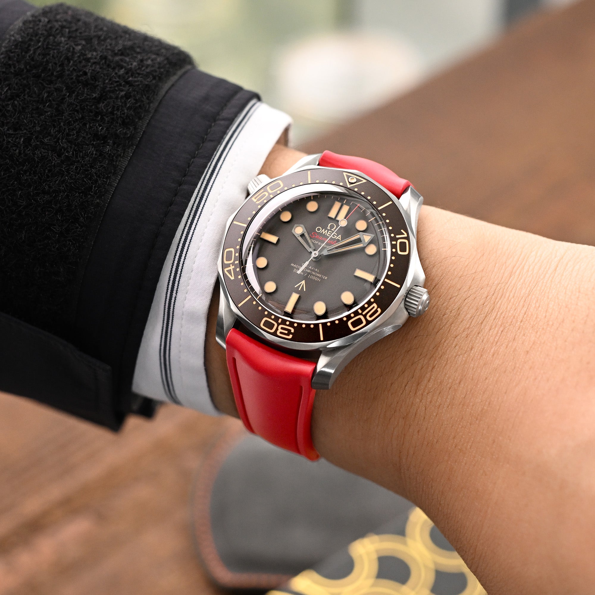 James Bond 007 - No Time To Die Omega Seamaster 300M CO?AXIAL 007 Edition Strapcode watch bands