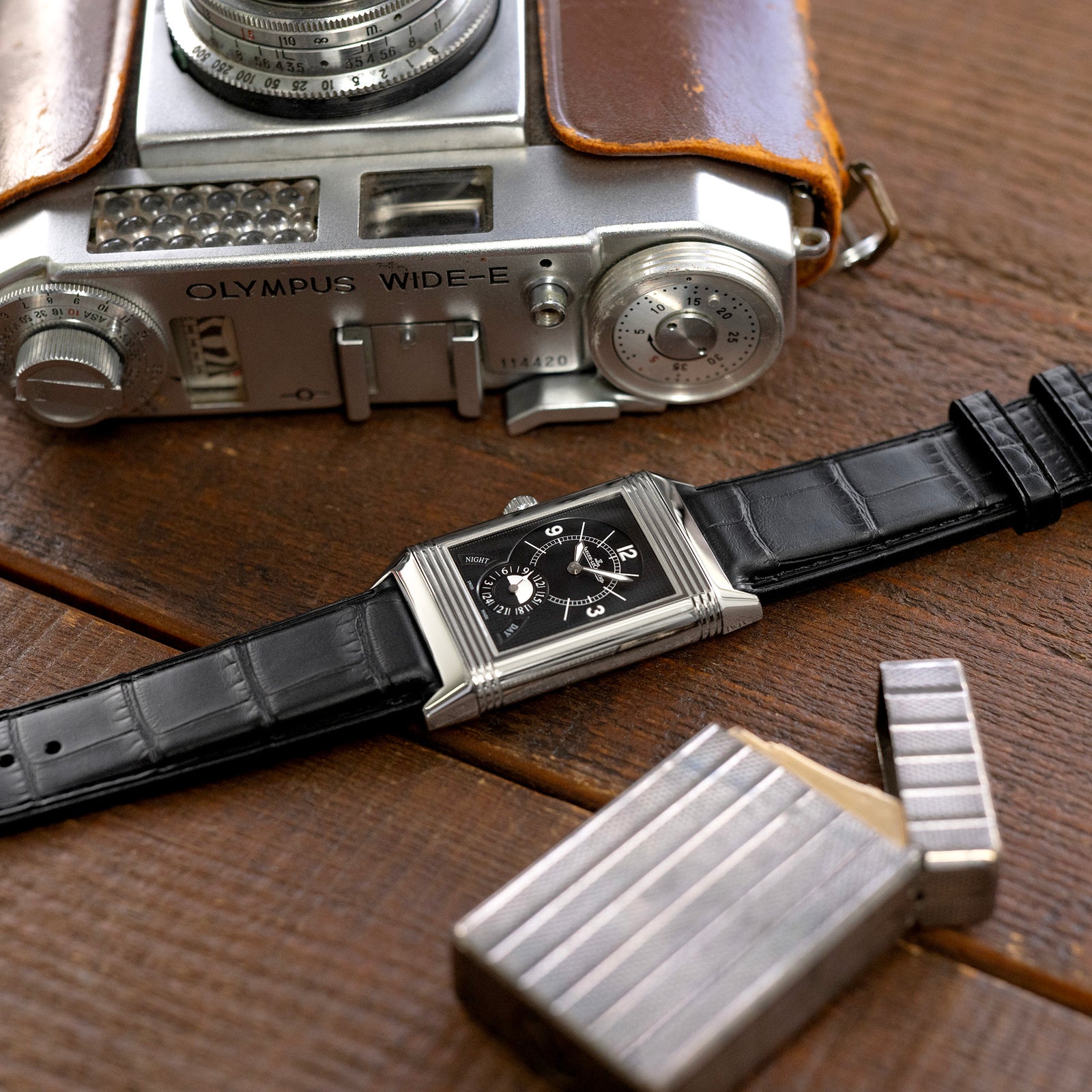 FKM43 Premium Black Alligator Embossed FKM Rubber Watch Band, 20mm or 22mm Strapcode watch bands