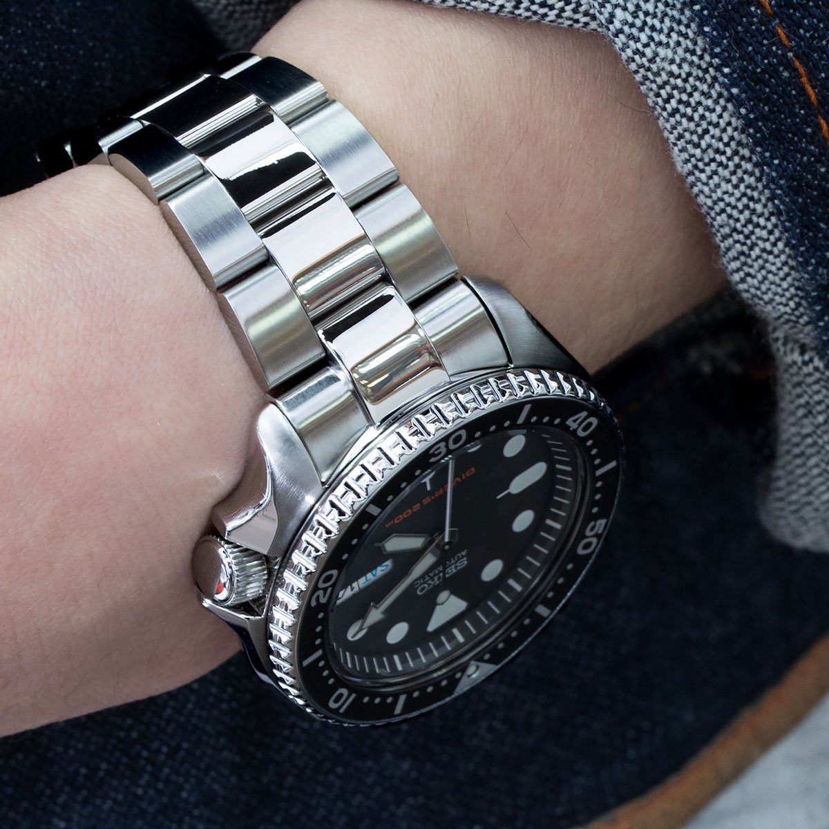 Seiko SKX007 Diver&#39;s 200m Automatic Watch Strapcode Watch Bands